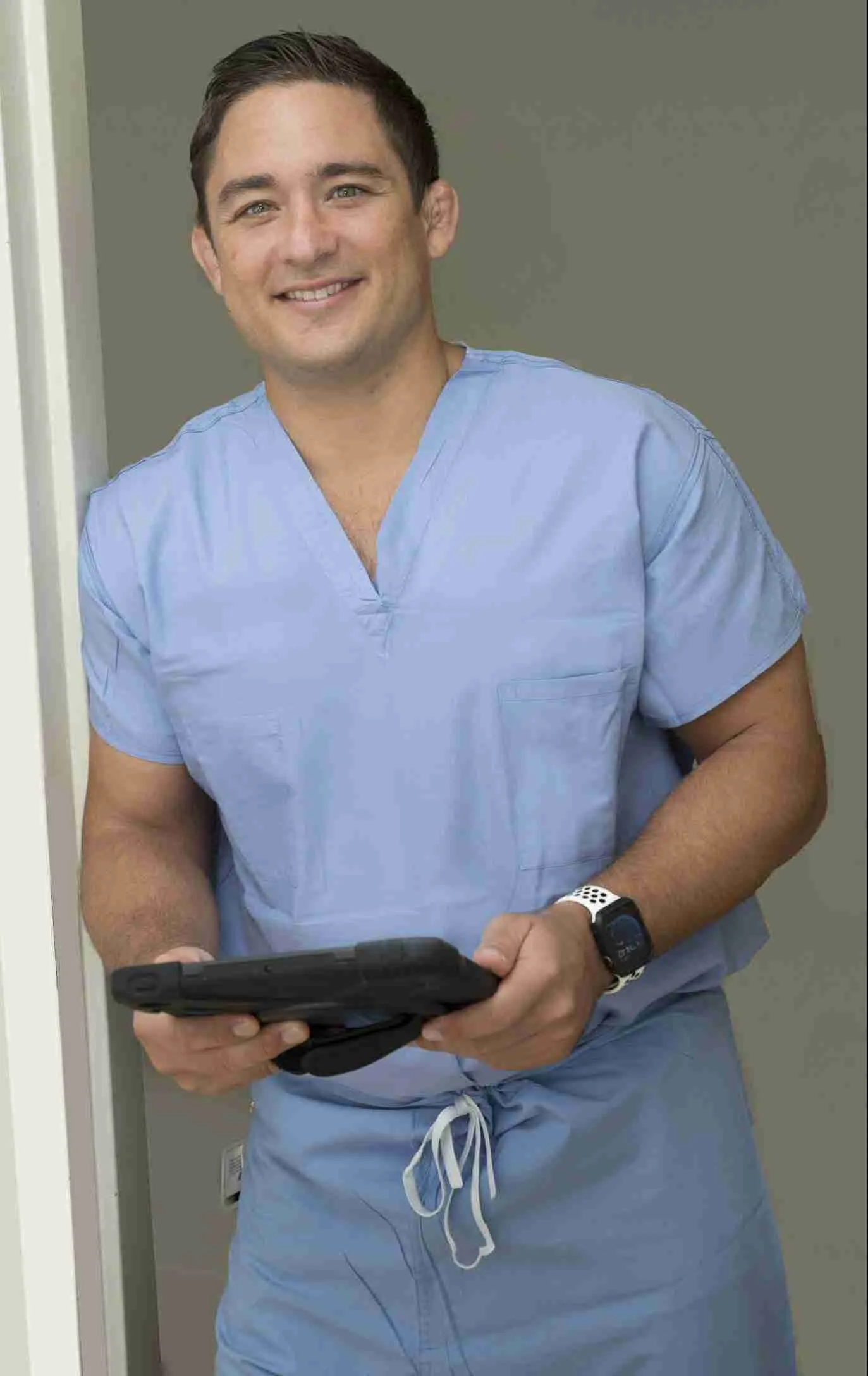 Dr. Paul Norio Morton, MD, FAAOS, FAAHKS, robotic joint replacement surgeon in Honolulu, Hawaii